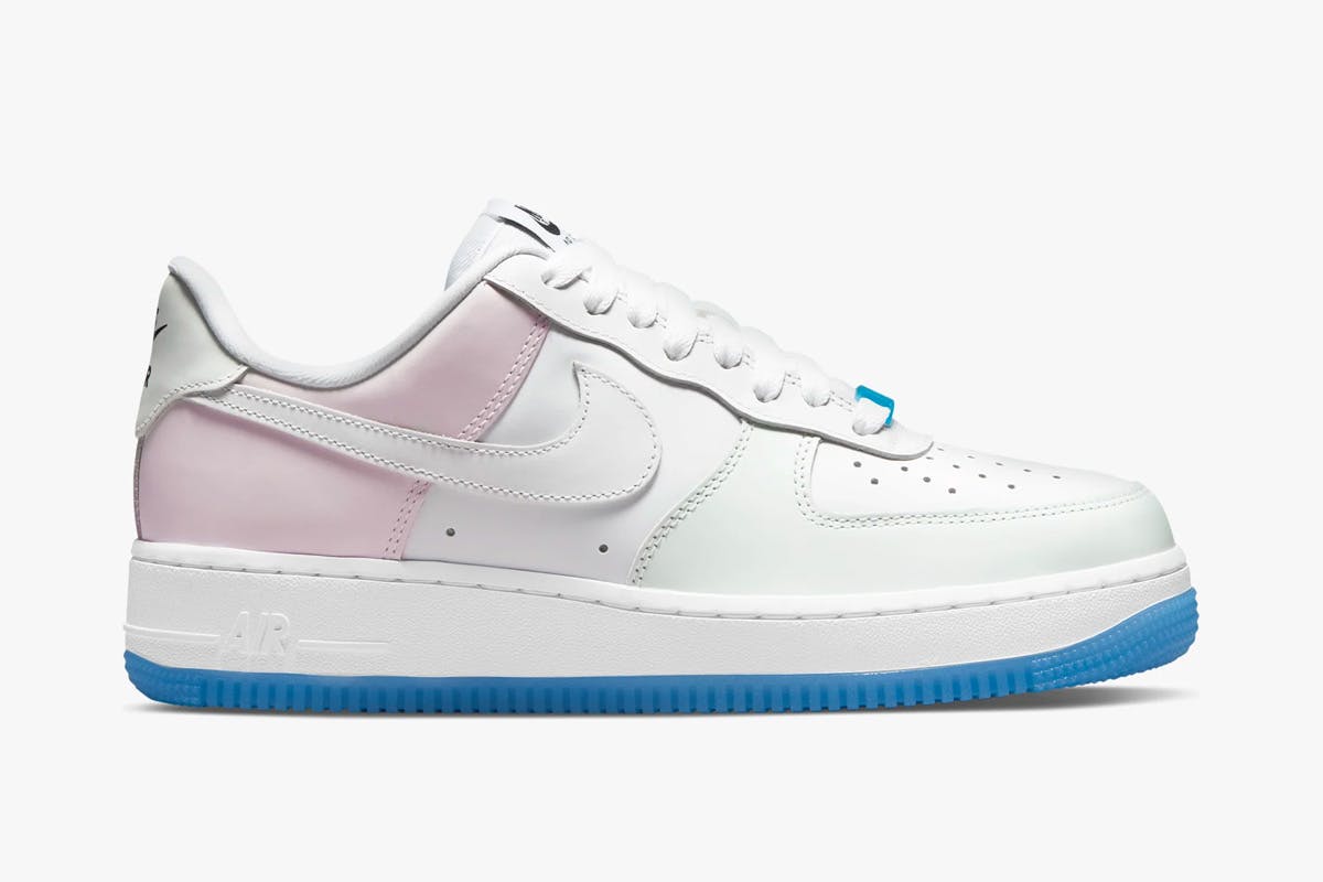 different color nike air force ones